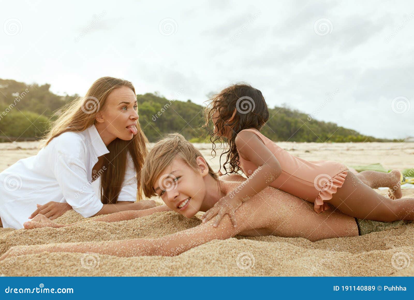 ahmed el awady recommends Junior Nudist Beach