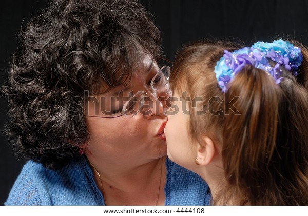 Moms Kissing Daughters woll sex