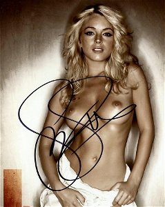 casey stutleen recommends Lindsay Lohan Playboy Pics