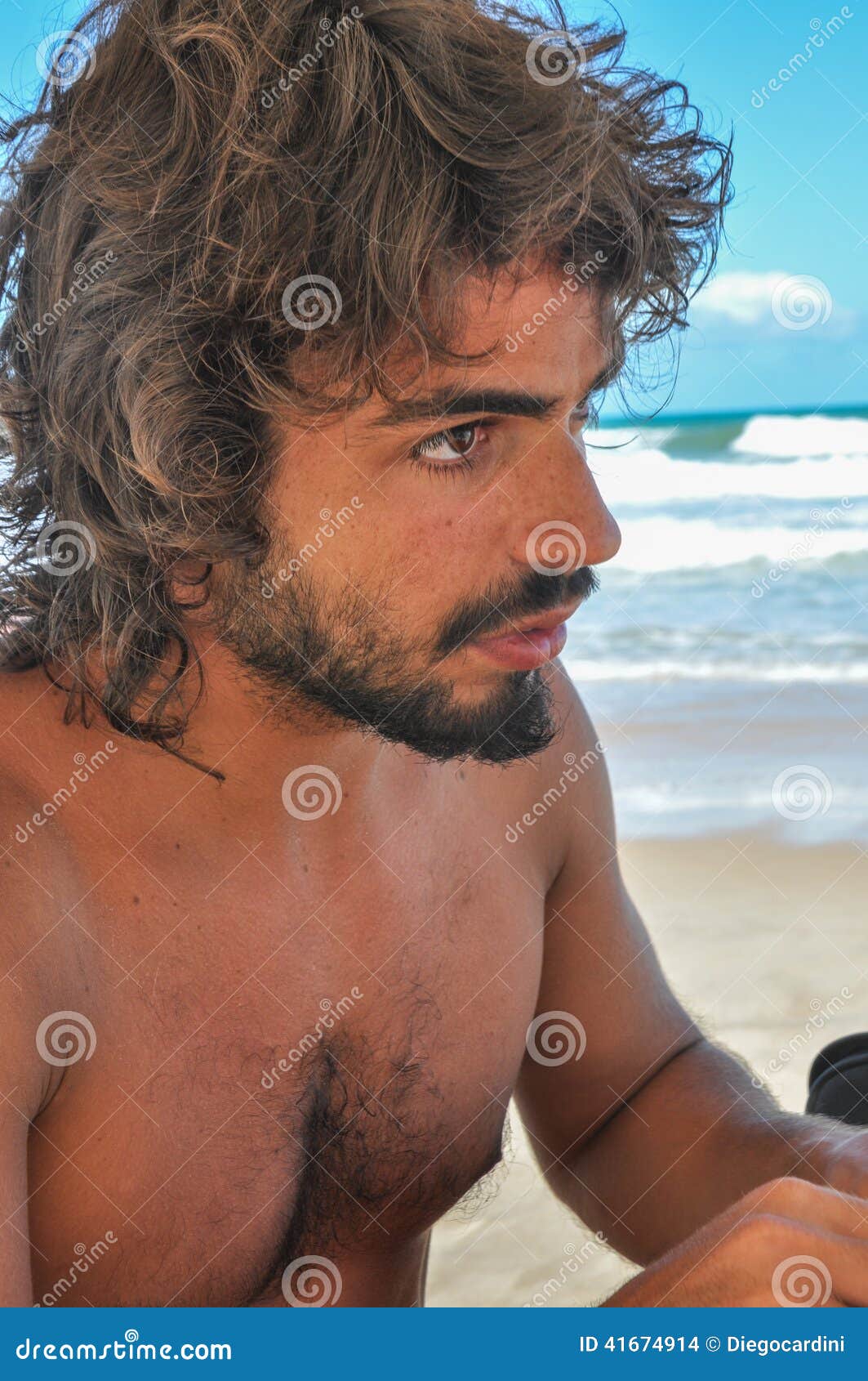 Hairy Man On Beach thaimassage lund