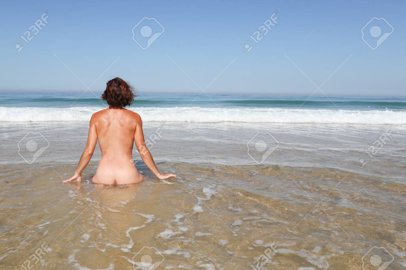 free naked beach pics