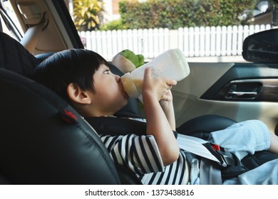 donna kluttz share sucking in the car photos