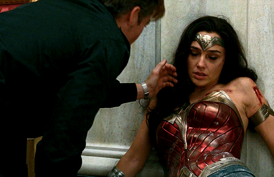 baz holmes recommends Wonder Woman Hot Gif