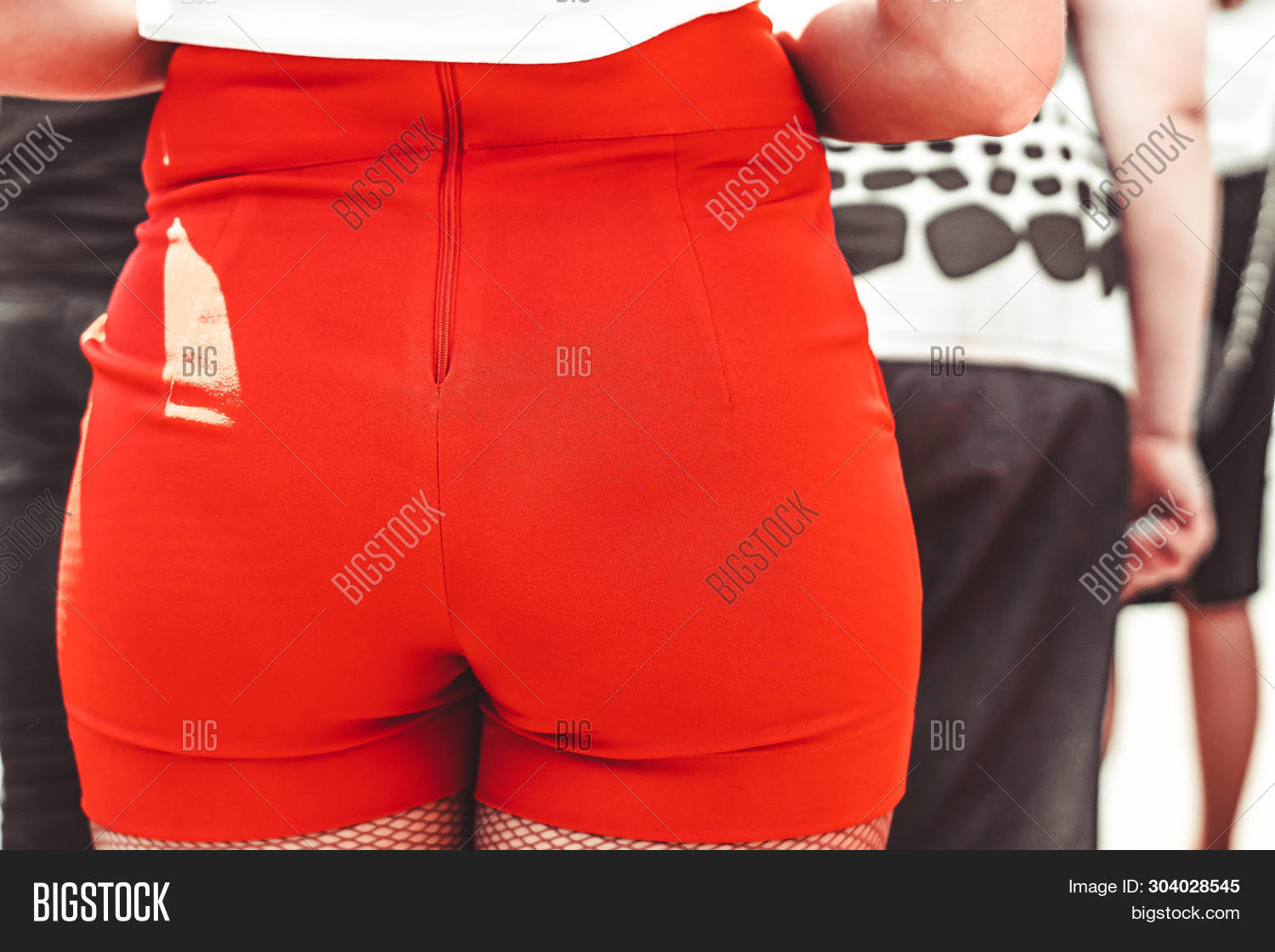brittney creamer share great ass in shorts photos