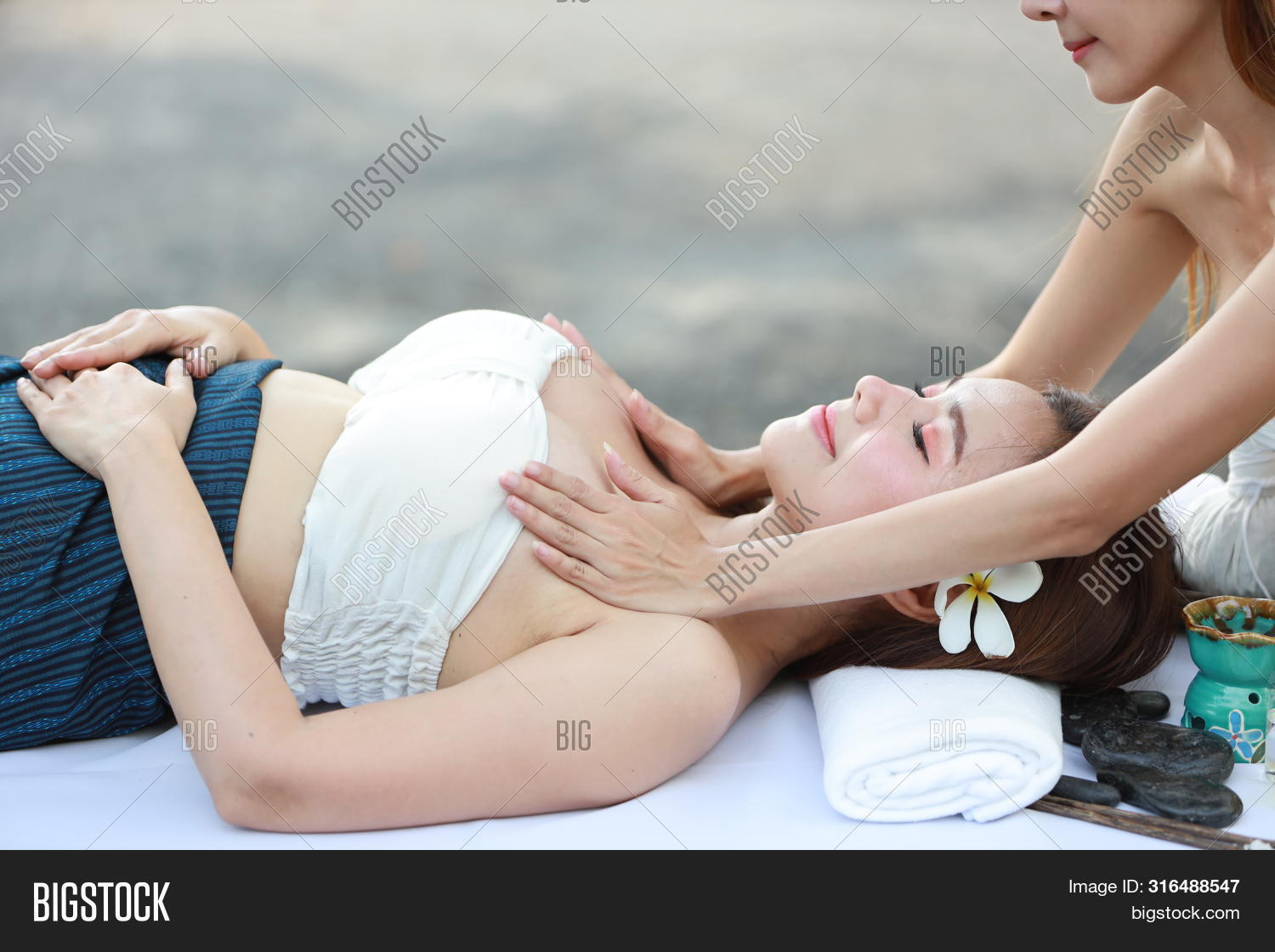 asian brest massage