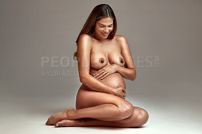 angiee angel recommends pregnant women naked pic