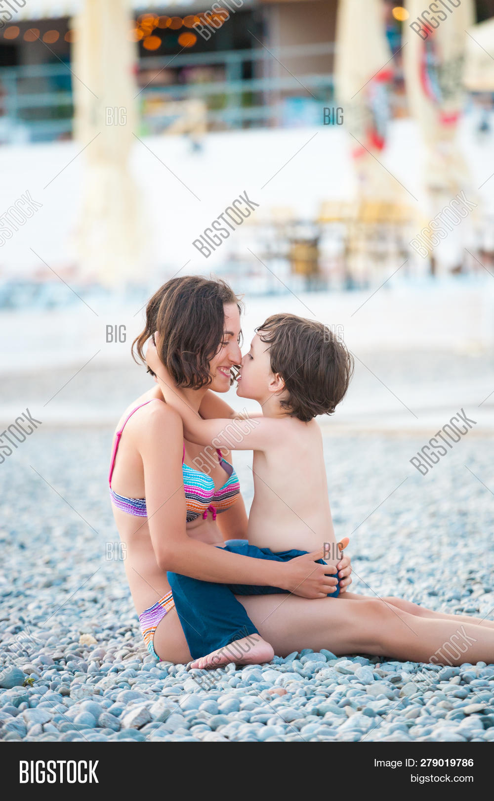 dennis coast add photo moms with boys com