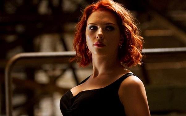 andy bollinger recommends scarlett johansson fake tits pic