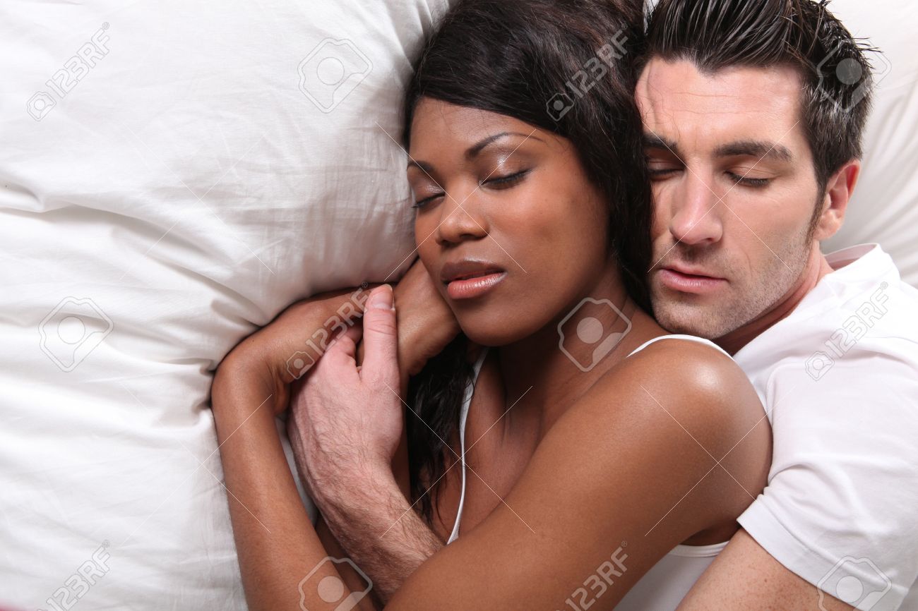 alyssa lee recommends Picture Of Man And Woman Cuddling In Bed