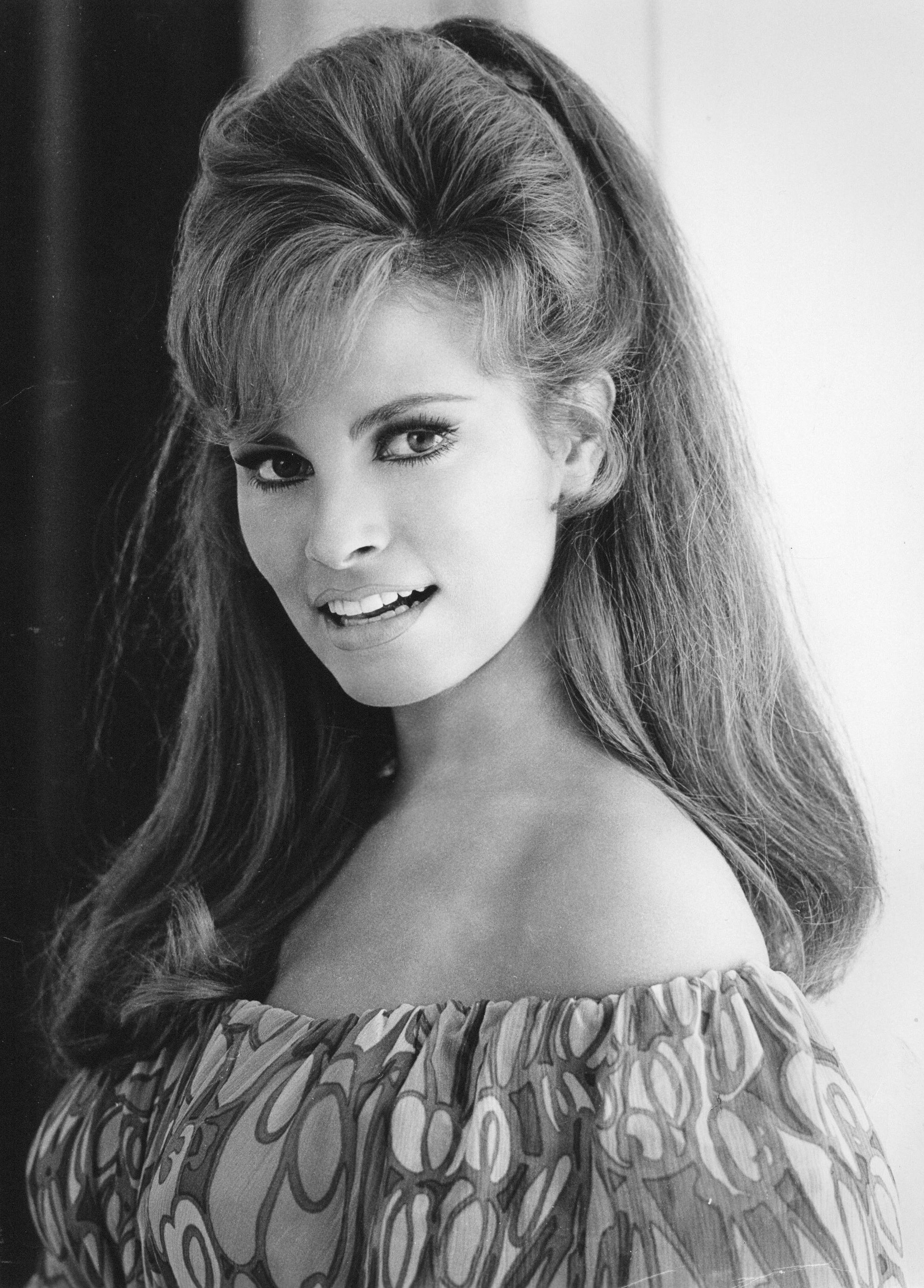 show me a picture of raquel welch