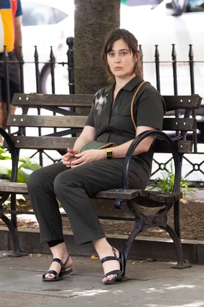 cheryl nicdao recommends lizzy caplan feet pic