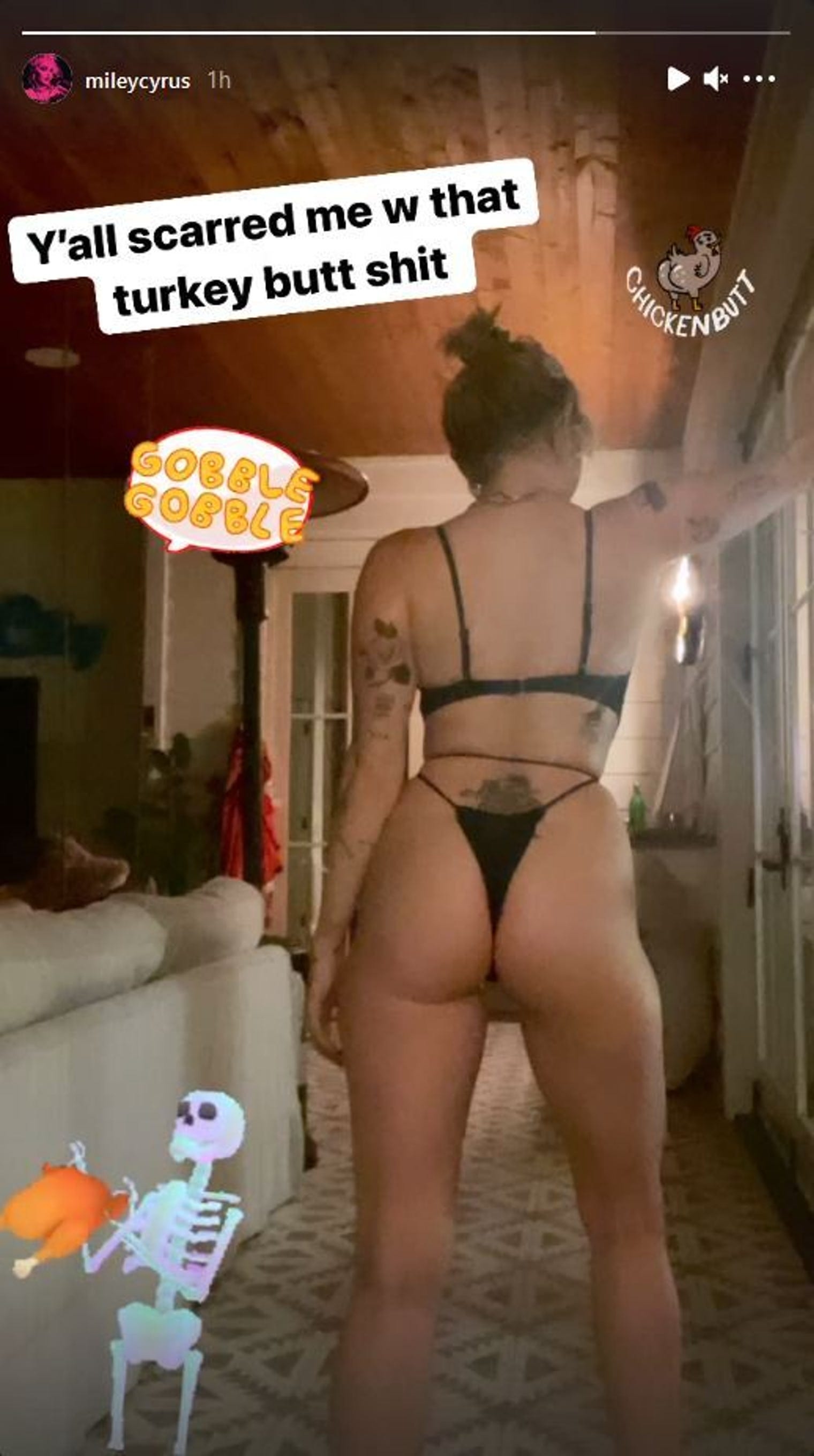 devonna mountain recommends miley cyrus ass pics pic