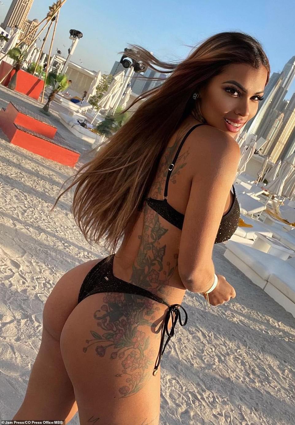 divine holmes recommends big booty latina tranny pic