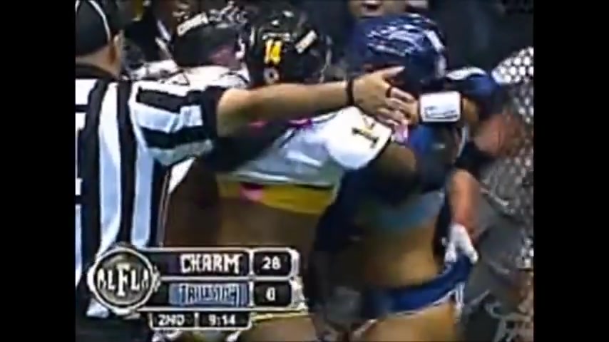 lingerie football league nip slip