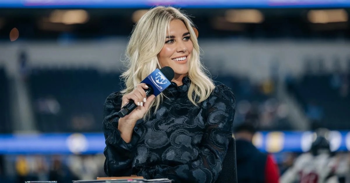 darcie langlais share charissa thompson masturbating photos