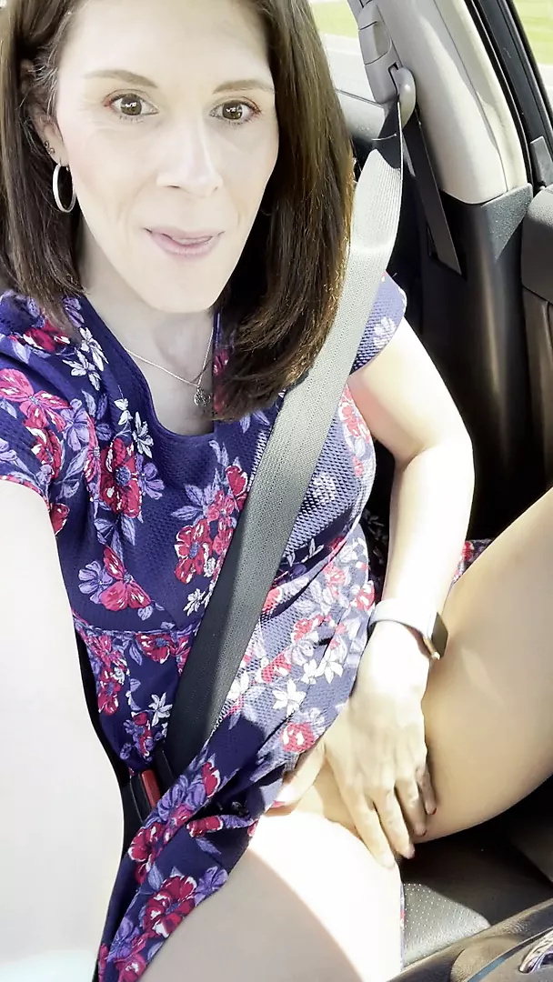 dhwani modi share showing pussy while driving photos