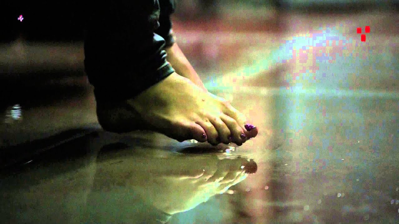 Britt Robertson Feet rough brutal