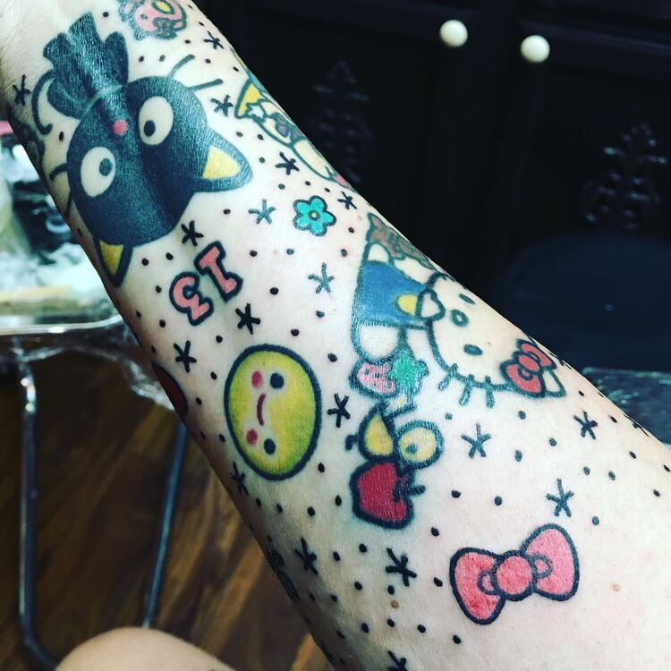 alejandro valerio recommends Hello Kitty Hand Tattoo