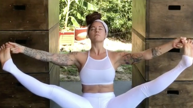 adan torres share yoga pants in public photos