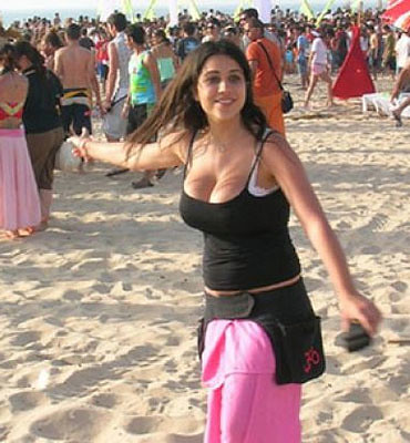 charles des bordes recommends Hot Arab Girls Photos