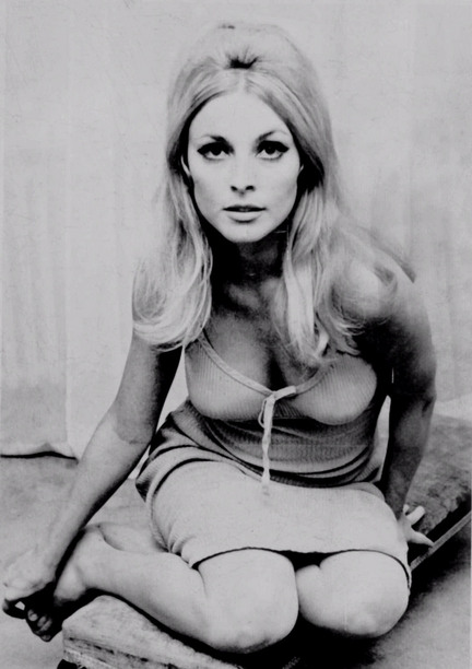boss set recommends Sharon Tate Nude