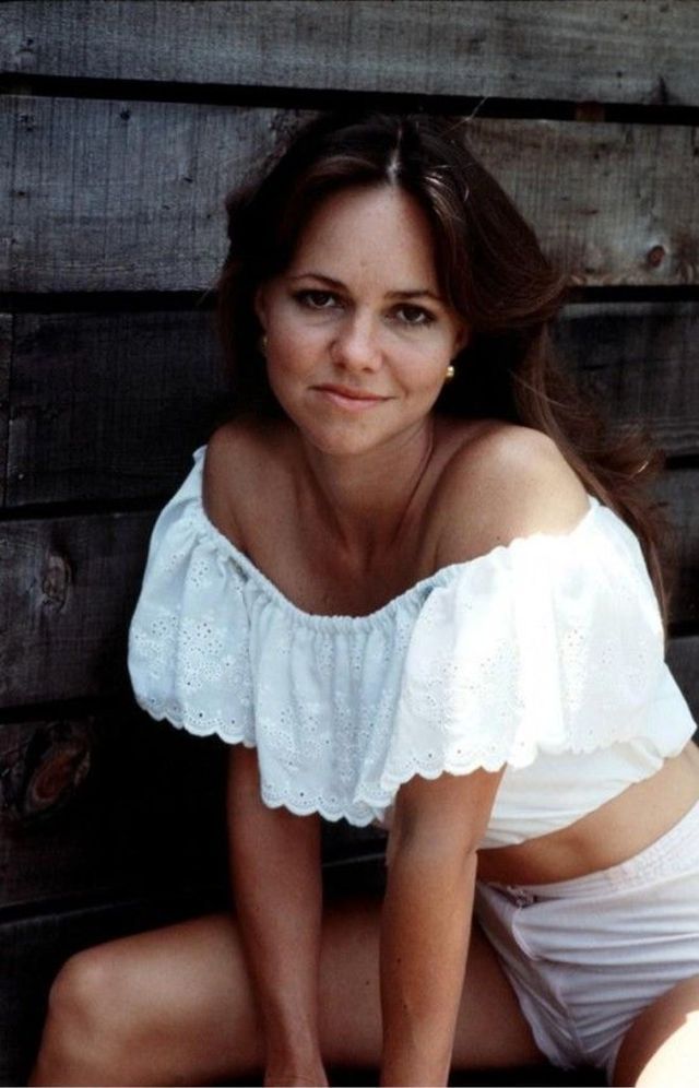 bruno bras add sally field hot pics photo