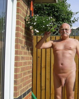 Old Naked Grandpa xxx henday