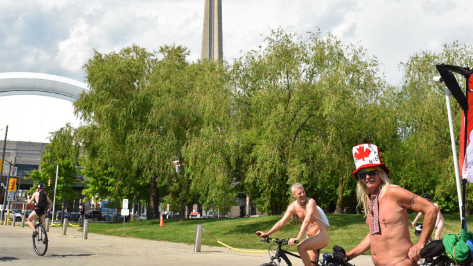dewet van veijeren recommends Nude Bike Week
