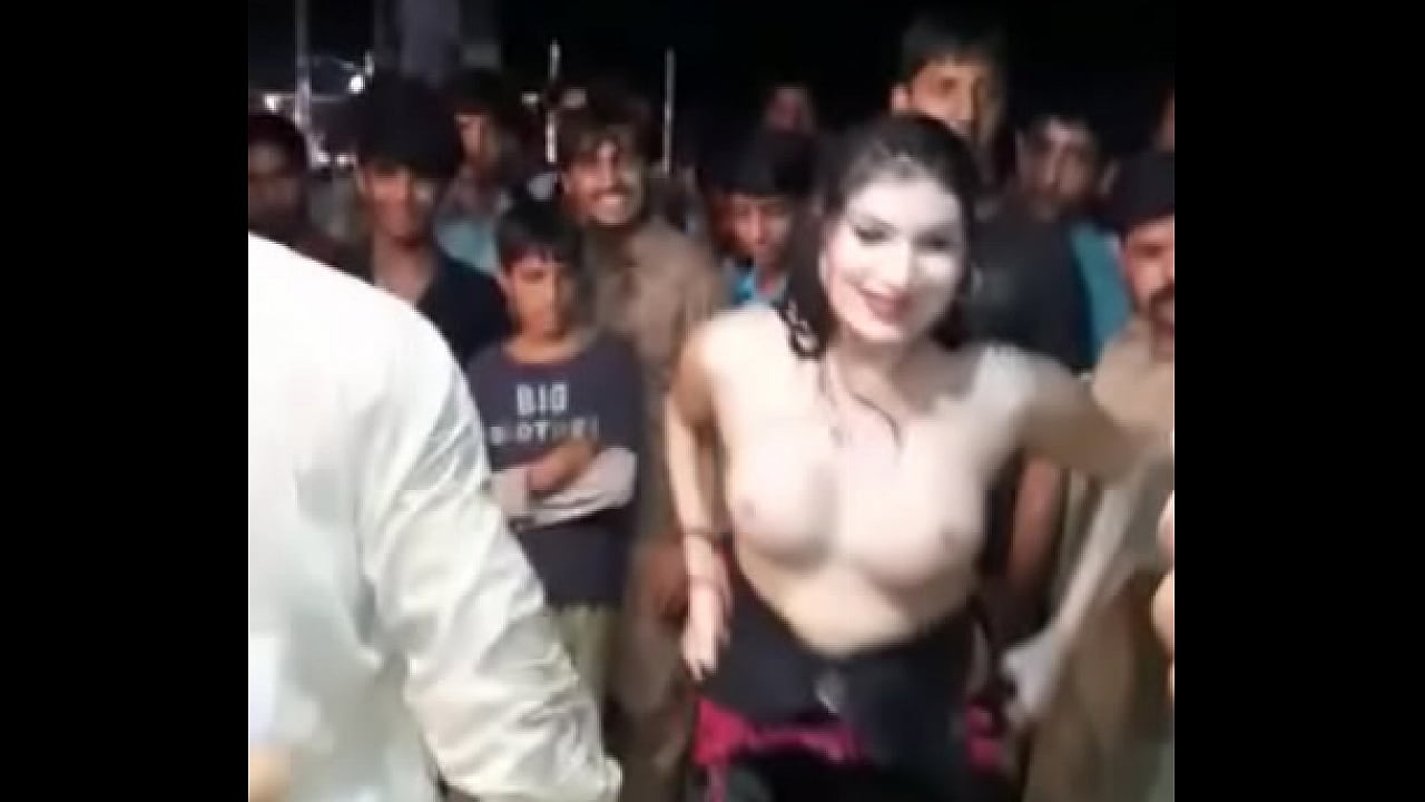 divya rajawat recommends Nude Dance In Public