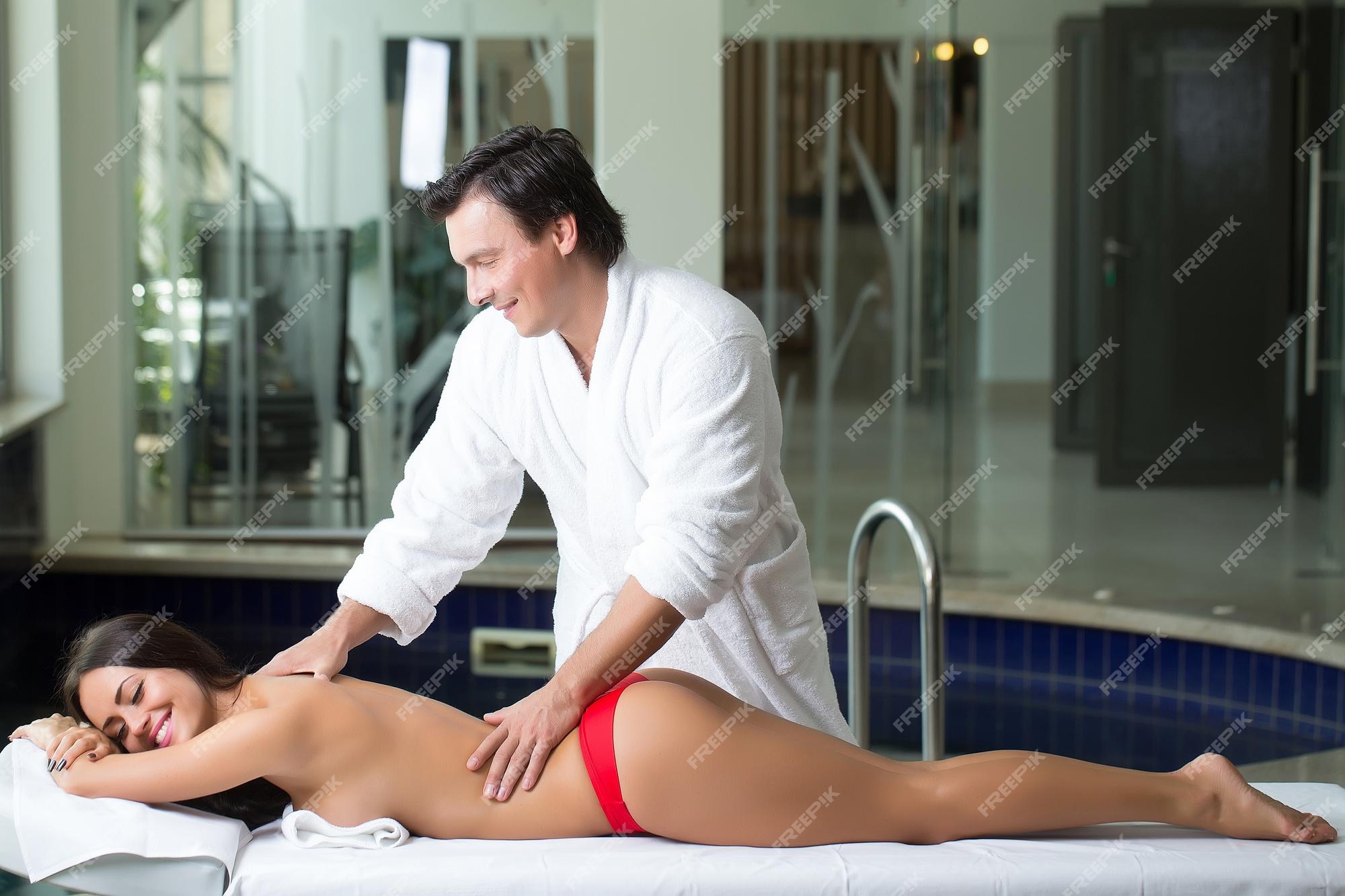 aida mueller share sensual massage therapy videos photos