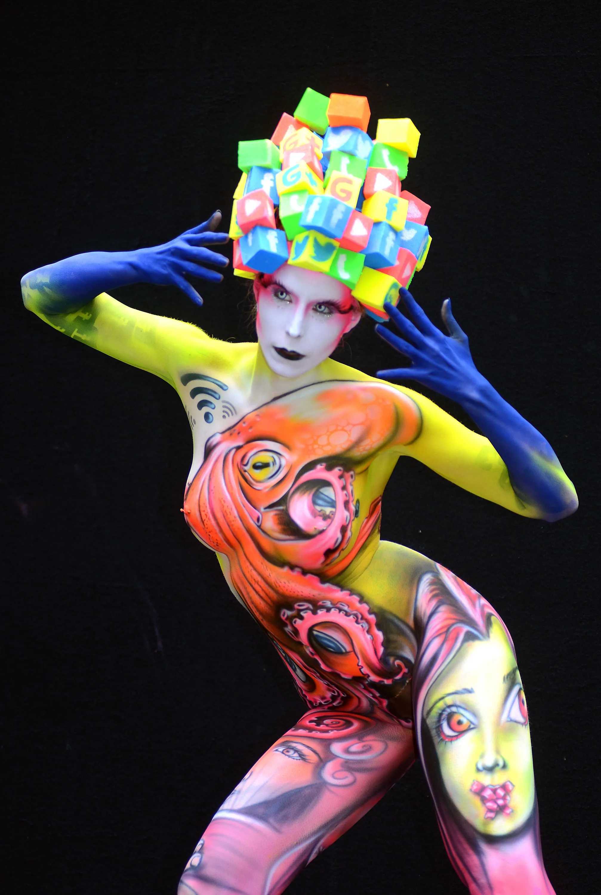 male body painting festival