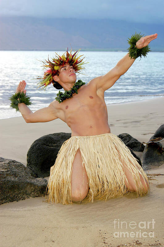 ariel arisgado recommends naked hawaiian men pic