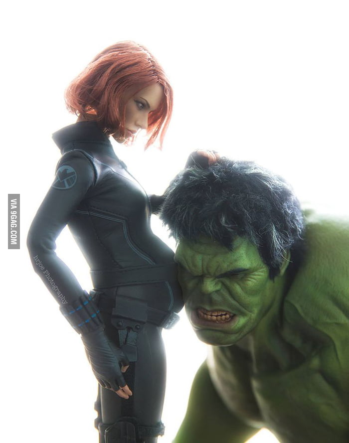 dean chiang share hulk and black widow smash photos