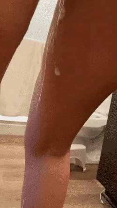 cum dripping down leg