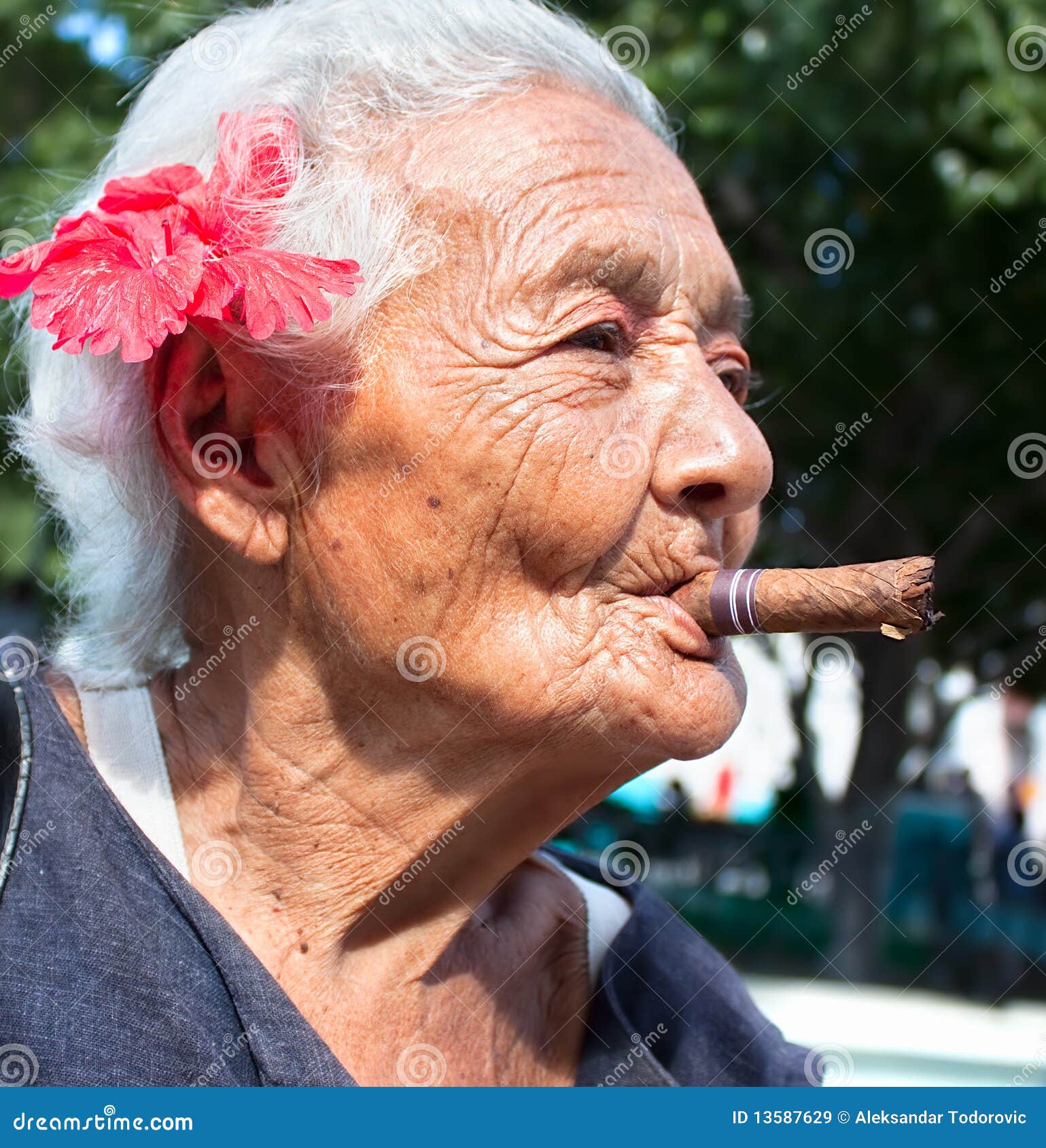 cassie lesko add old lady smoking cigar photo