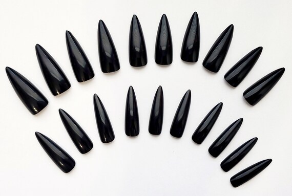 black sharp nails