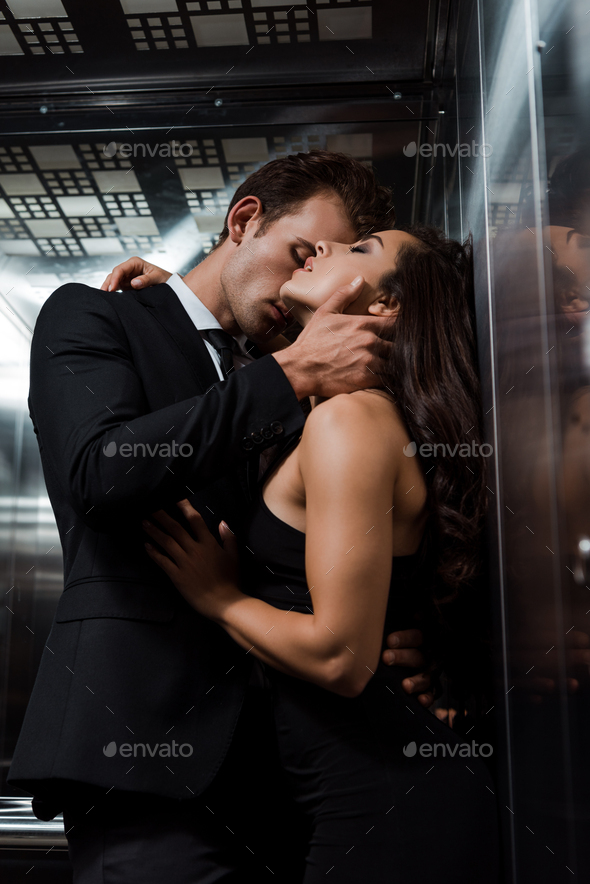 chris lokken add photo sexy women kissing men
