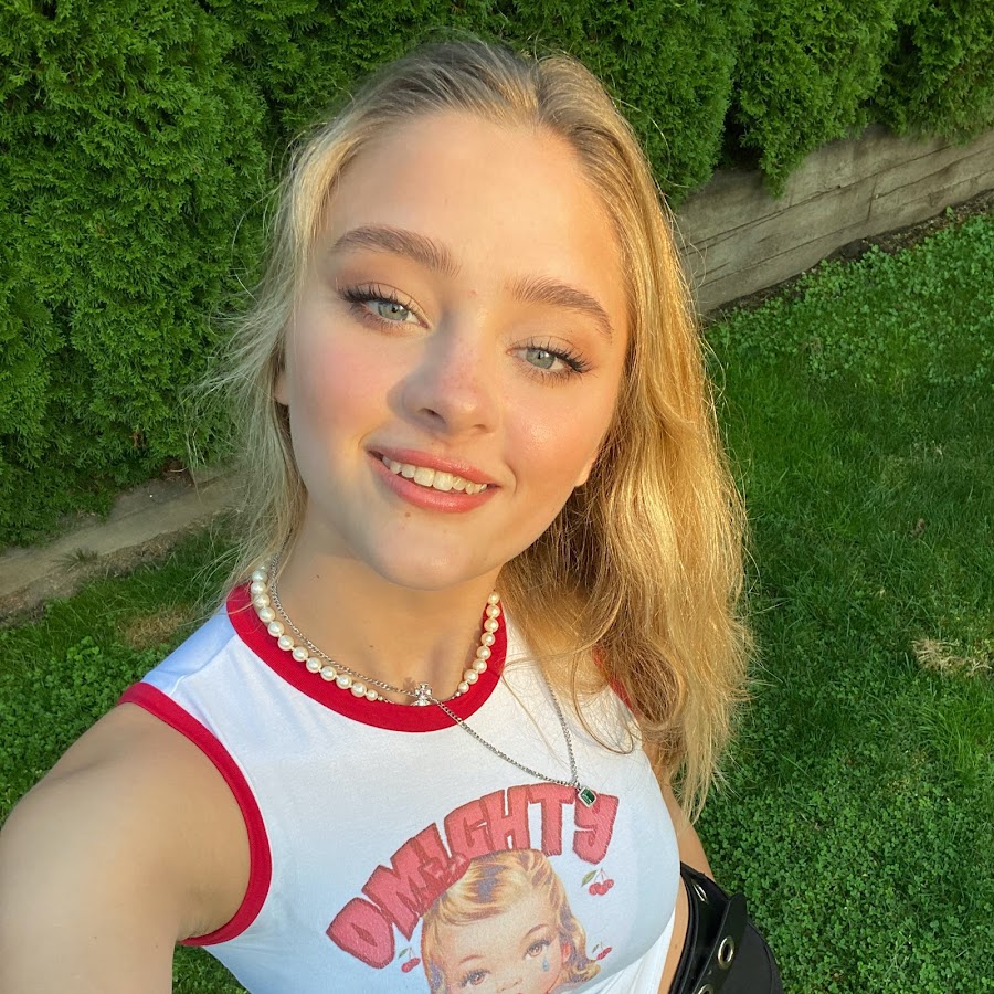 chris pickup recommends Lizzy Greene Having Sex