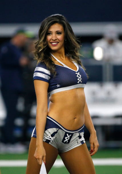 cara findlay share hot pics of dallas cowboys cheerleaders photos