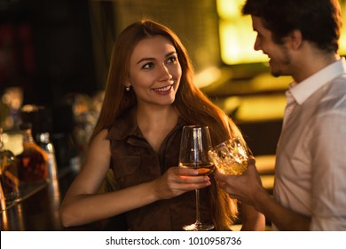 benjamin sebastian recommends wife flirts in bar pic