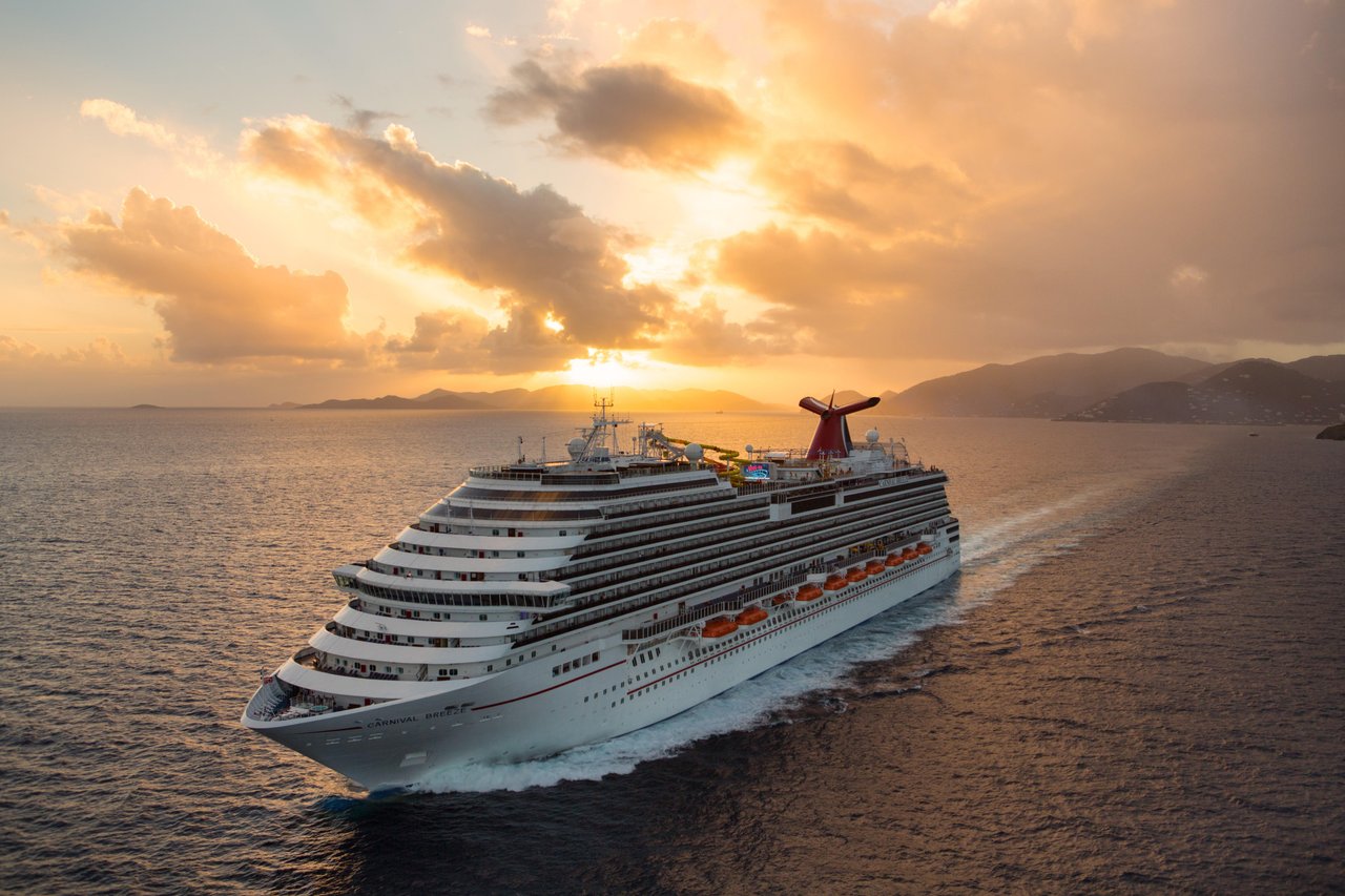 connie wilkinson recommends Carnival Breeze Pictures