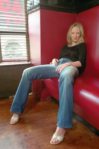aishath suad recommends anne heche feet pic
