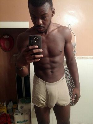 naked black men selfie