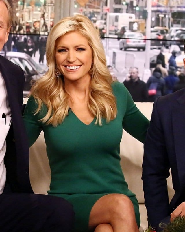 brian licata recommends Ainsley Earhardt In Bikini