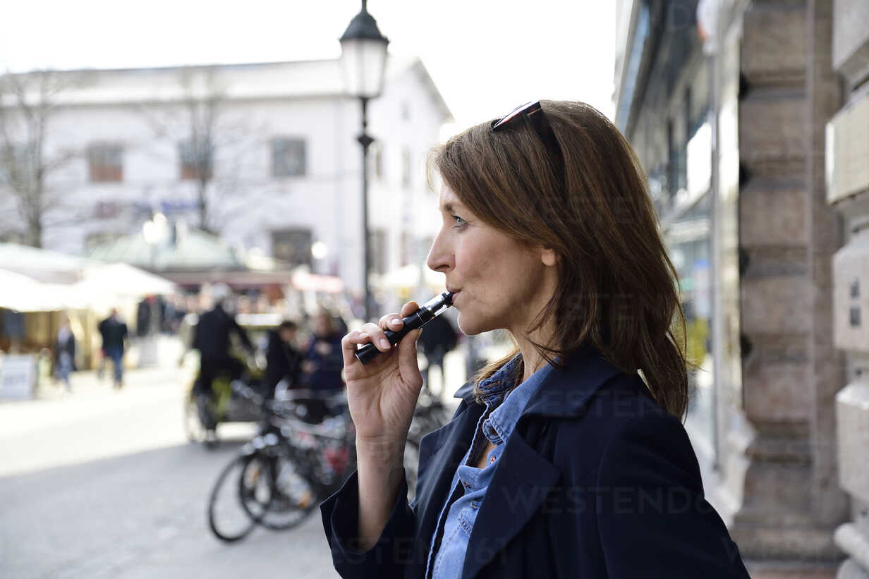 cheryl gaskins recommends mature smoking women pic