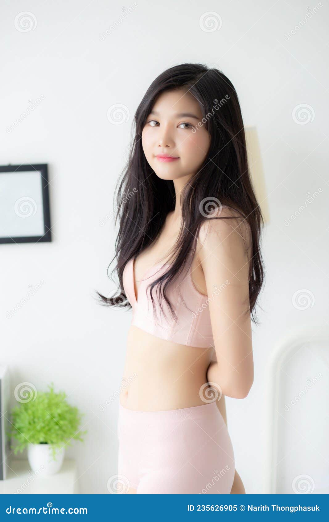 alina norsavanh share young asian girls in panties photos