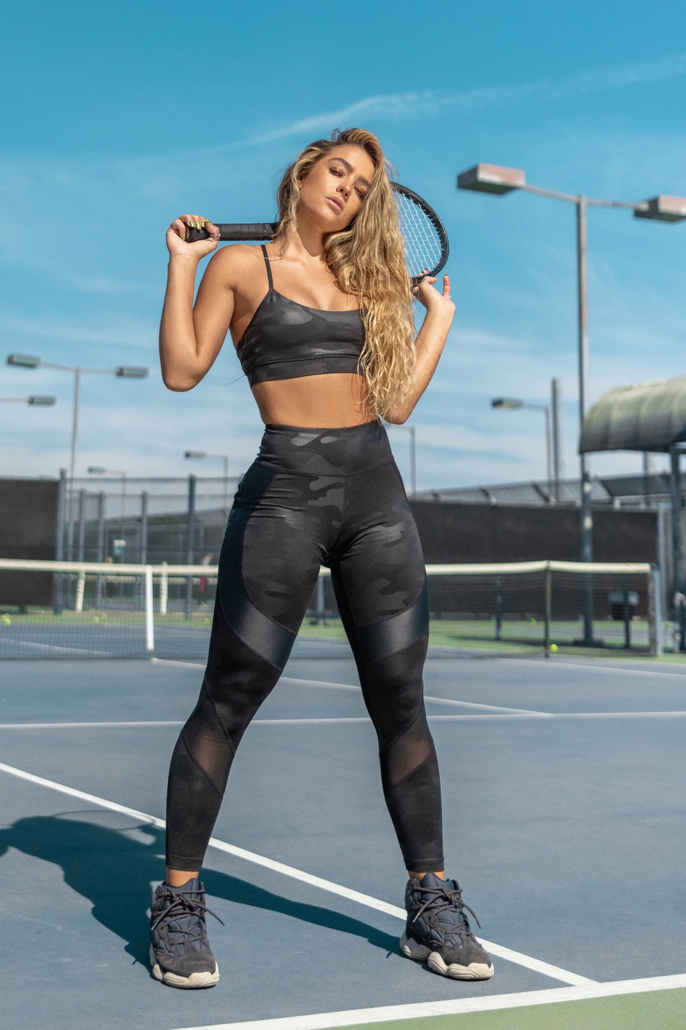 anthony brod add sommer ray thick photo