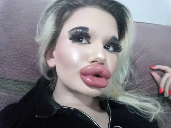 dan deem share big lips and tits photos