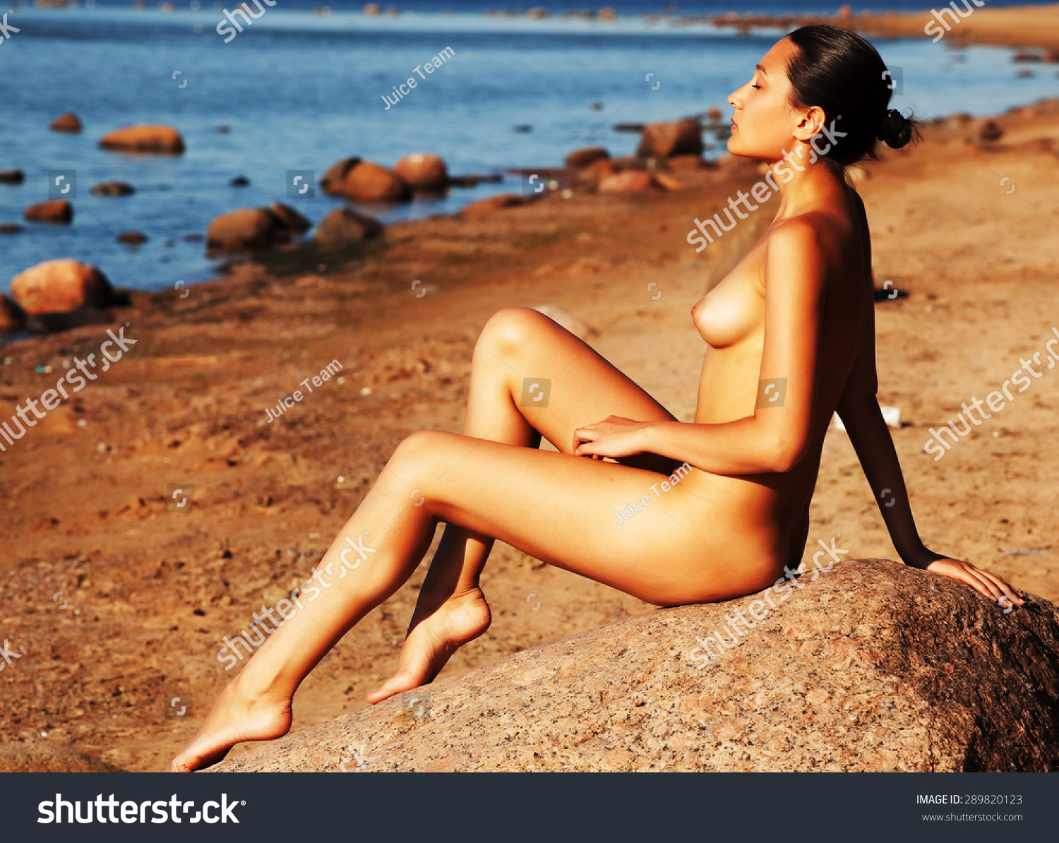 canna bis recommends Naked Woman On Beach