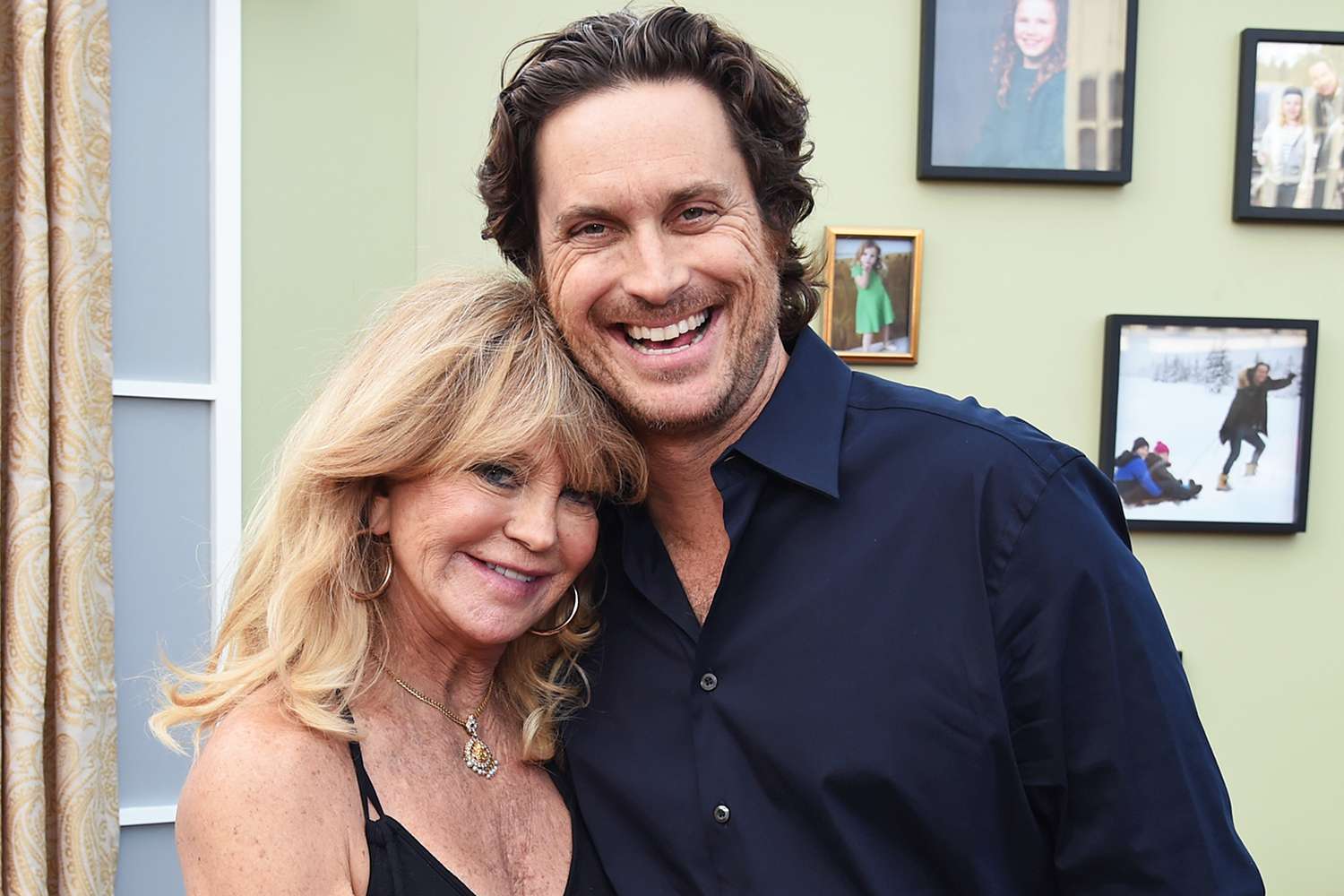 brianna forsyth share images of oliver hudson photos